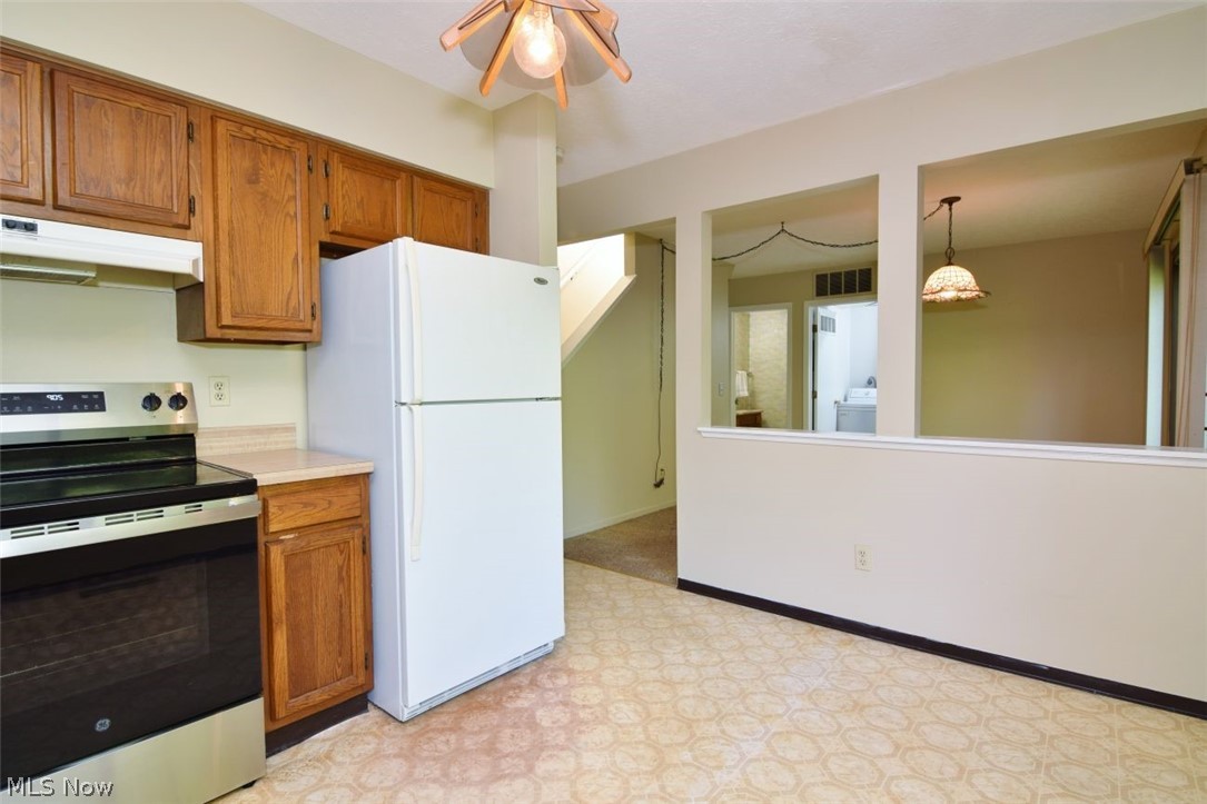 The Villages Condo - Residential