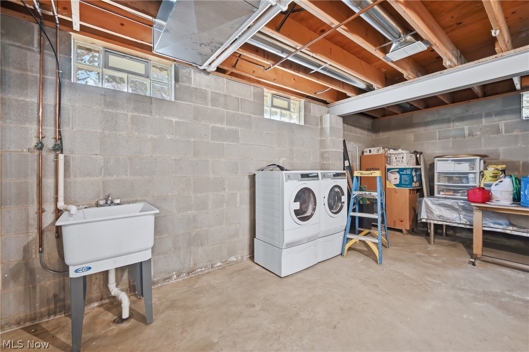 Russo Lahkani Woods - Residential