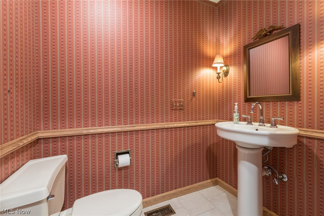 Pheasant Run Condo Ph #ii - Residential