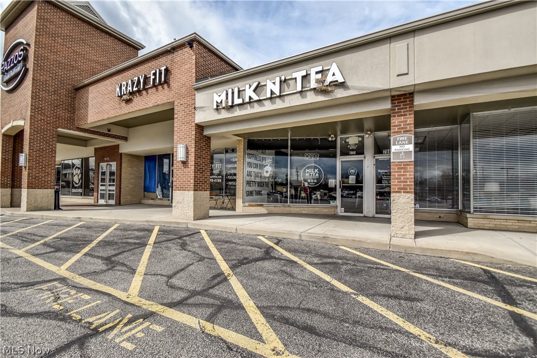 Turnkey bubble tea café in a high-visibility retail center with strong co-tenancy, including fitness and dining anchors. Modern, well-maintained space features large storefront windows, prominent signage, and an inviting interior with updated flooring, flexible seating, and stylish décor. Efficient layout includes a fully built-out service counter, prep area, and organized workflow designed for high-volume beverage service. Digital menu boards and dedicated order/pickup areas support smooth operations and customer flow. Attractive setting with lounge seating, bar-top window seating, and space for groups enhances customer experience. Clean, move-in-ready condition with minimal upgrades needed. Ideal for owner-operator or investor seeking a turnkey beverage concept or rebranding opportunity in a busy retail corridor.
