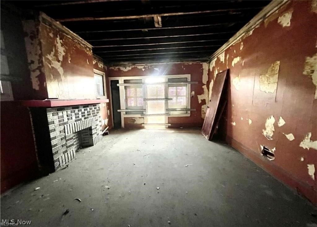 Crawford Woodhill - Commercial Sale