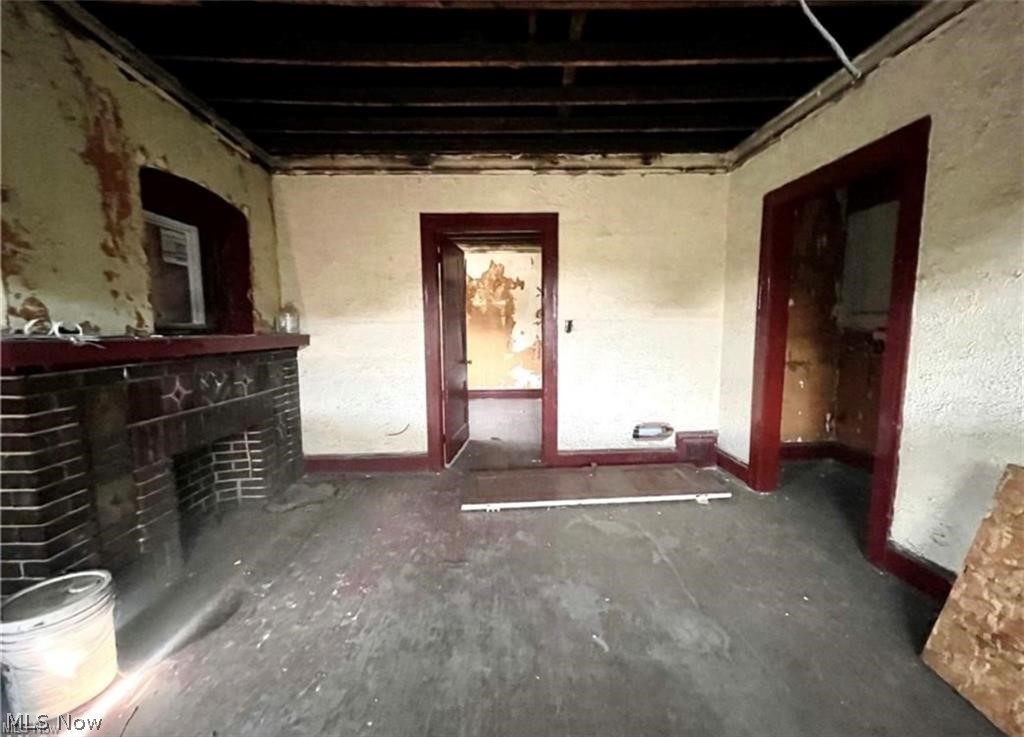 Crawford Woodhill - Commercial Sale