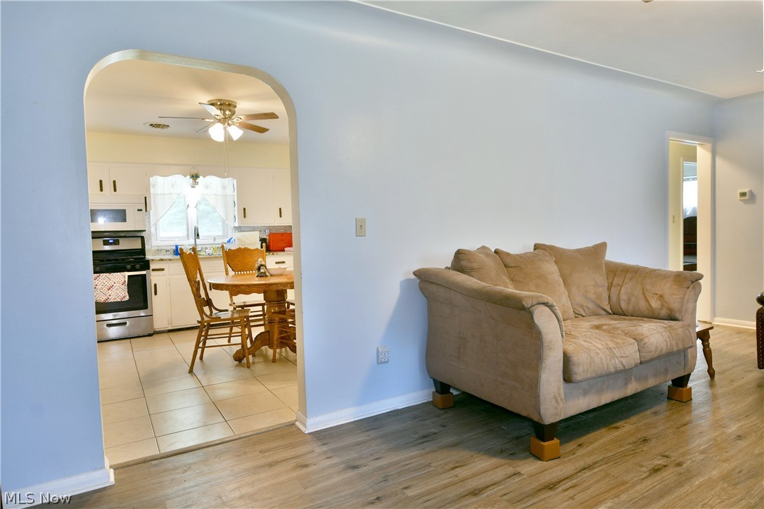 Central Realty Co 01 - Residential