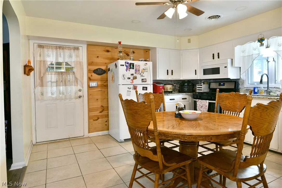 Central Realty Co 01 - Residential