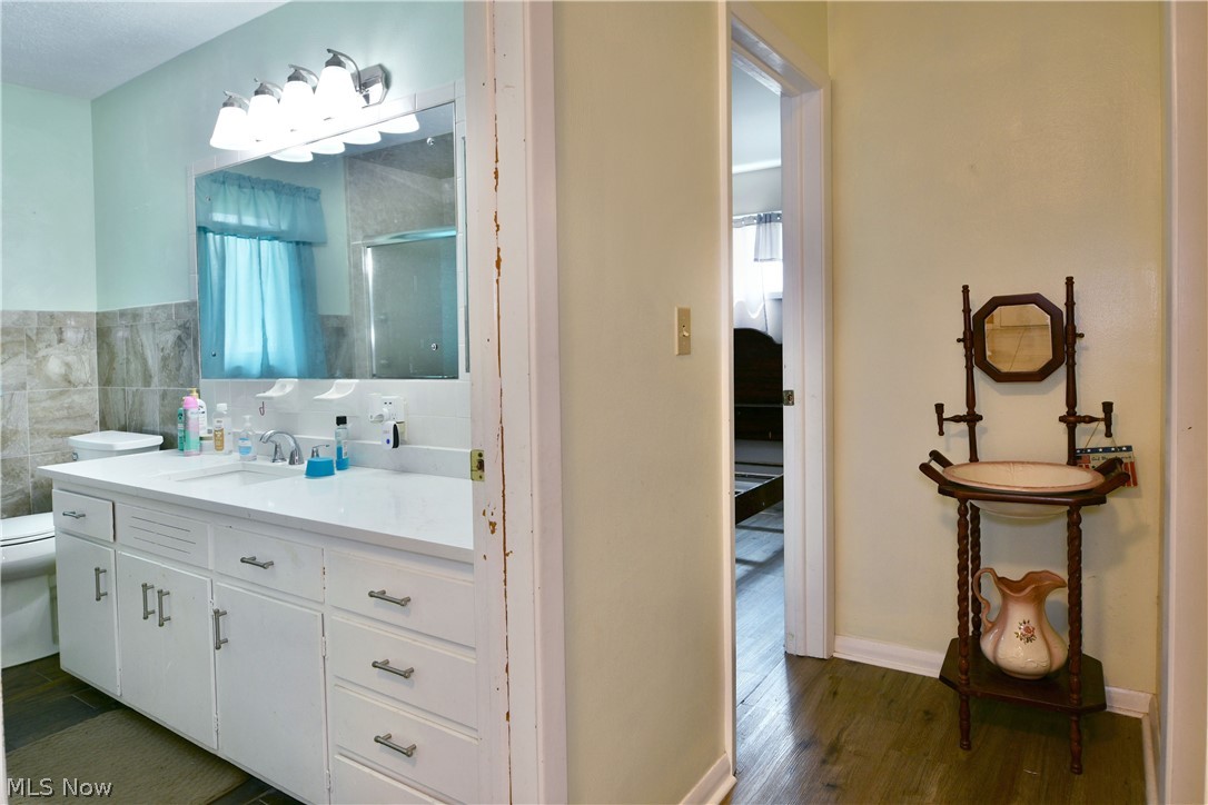Central Realty Co 01 - Residential
