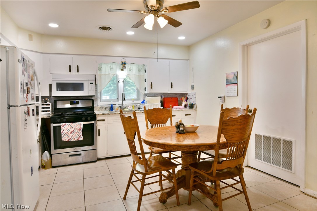 Central Realty Co 01 - Residential