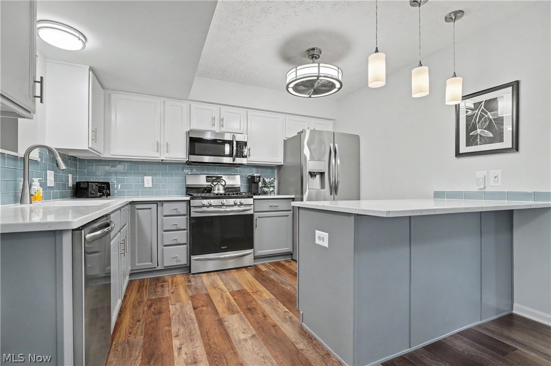 Rockport Colony Condos Ph 03-B - Residential