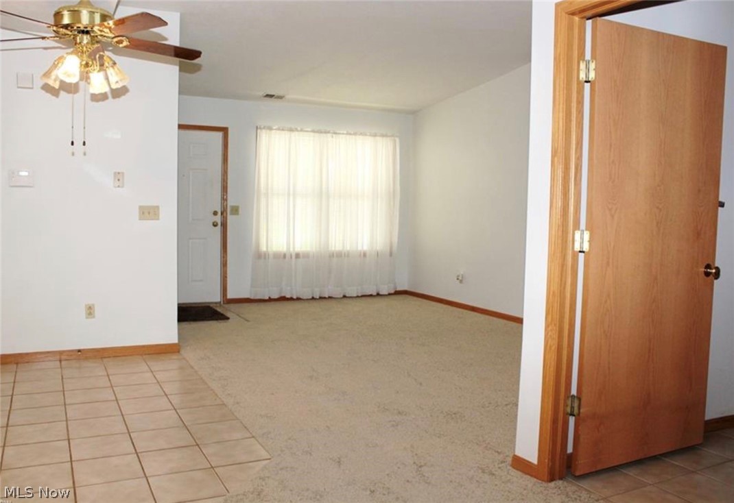 Meadowbrook Vill - Residential