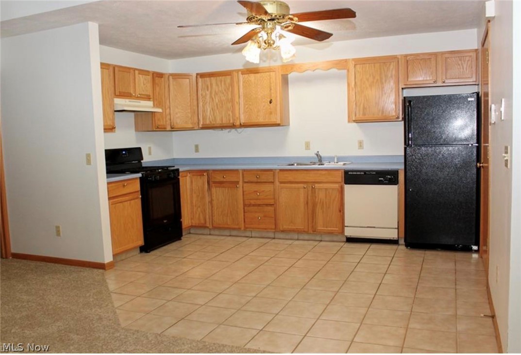 Meadowbrook Vill - Residential