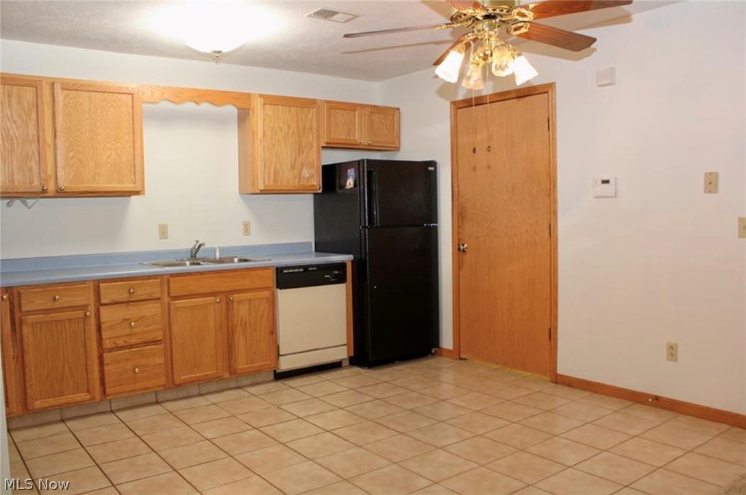Meadowbrook Vill - Residential