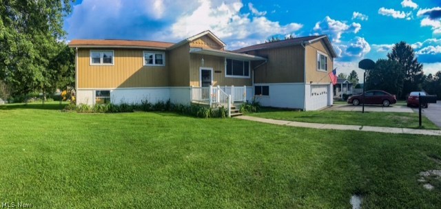 Large 4 bedroom with 1.5 bathroom home with 2000+ sq ft of living space. Home features a large living room and dinning area prefect for entertaining and a family.  Home has many updates and a nice size double lot. Basement has a finished office and the possibility for a finished rec-room. Put this one on your list  to view. Call today and make it the one the one  for your family before its gone!