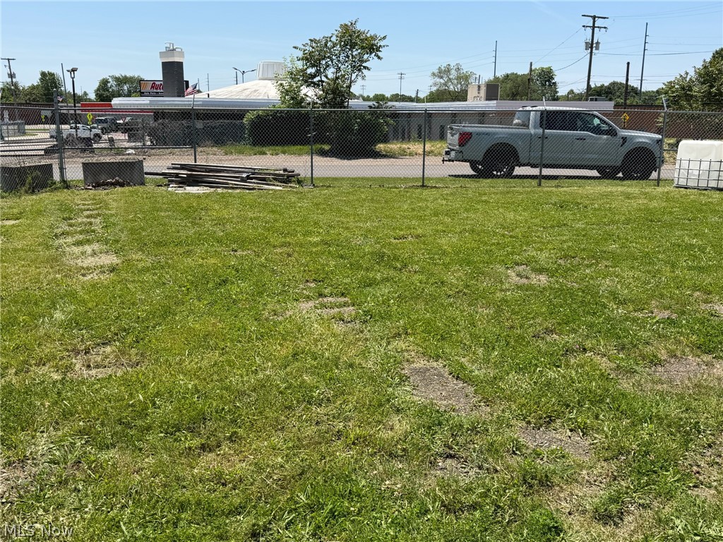 Canton - Commercial Sale