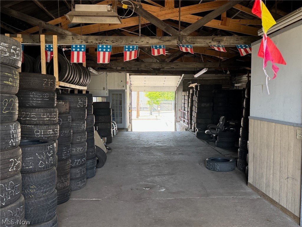 Canton - Commercial Sale