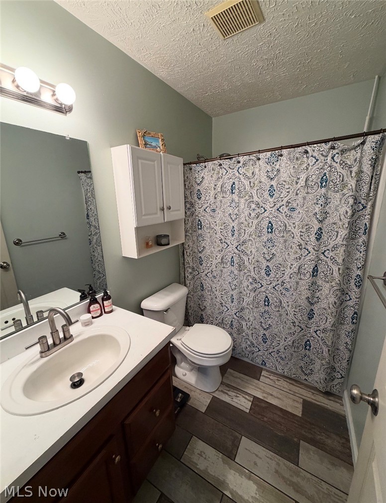 Hampton Bay - Residential
