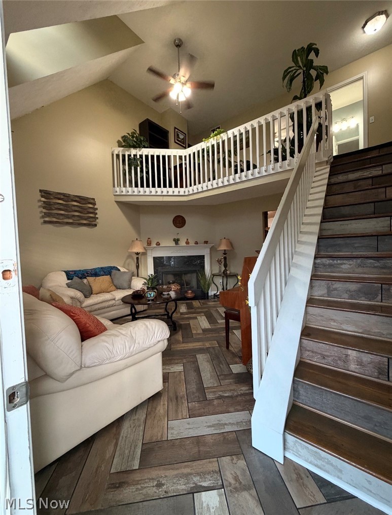 Hampton Bay - Residential