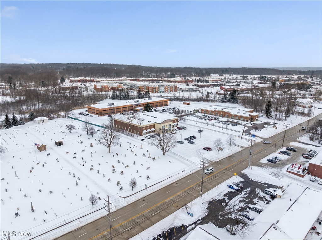 Solon 02 - Commercial Lease