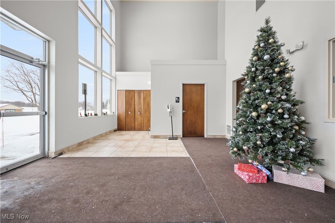 Solon 02 - Commercial Lease