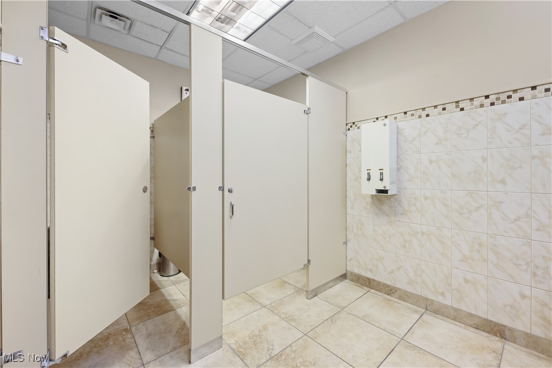 Solon 02 - Commercial Lease