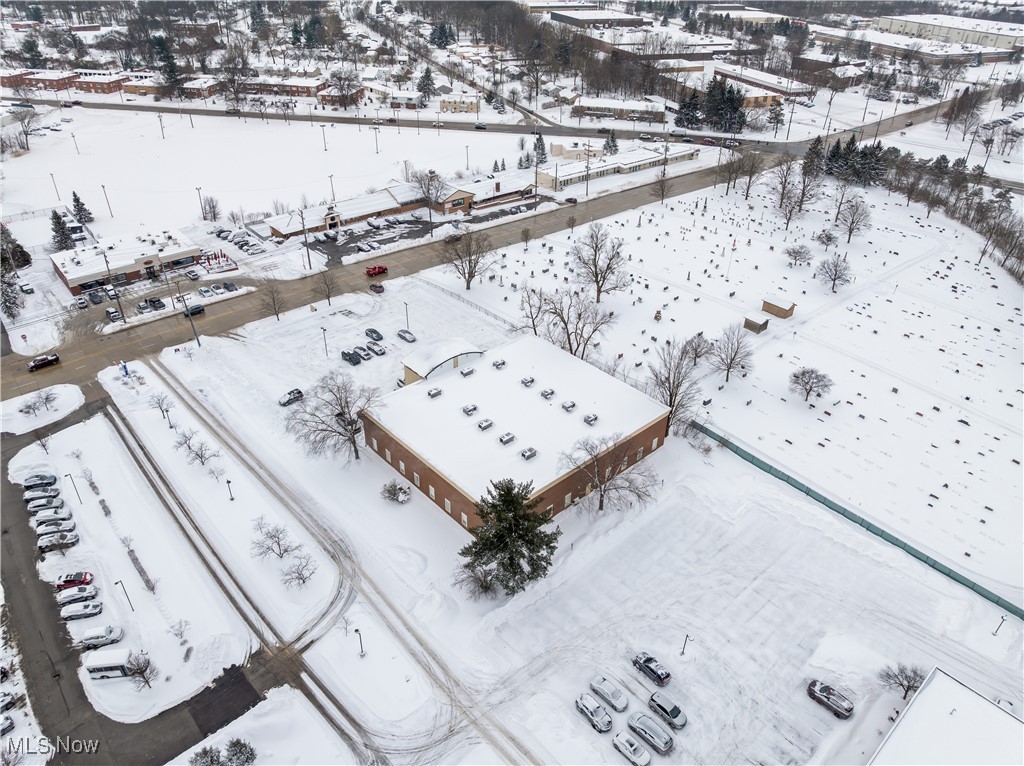 Solon 02 - Commercial Lease