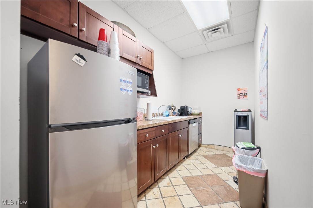 Solon 02 - Commercial Lease
