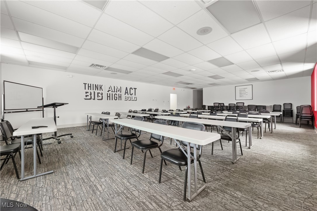 Solon 02 - Commercial Lease