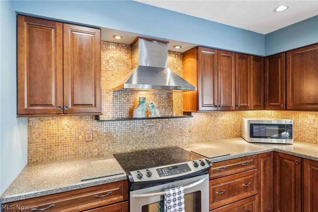 Eagles Chase Condo - Residential