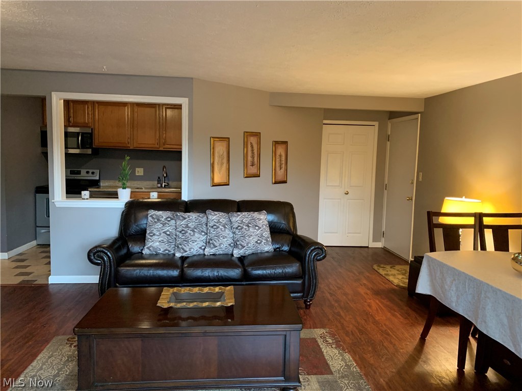 Sunrise Cove Condo 01 - Residential