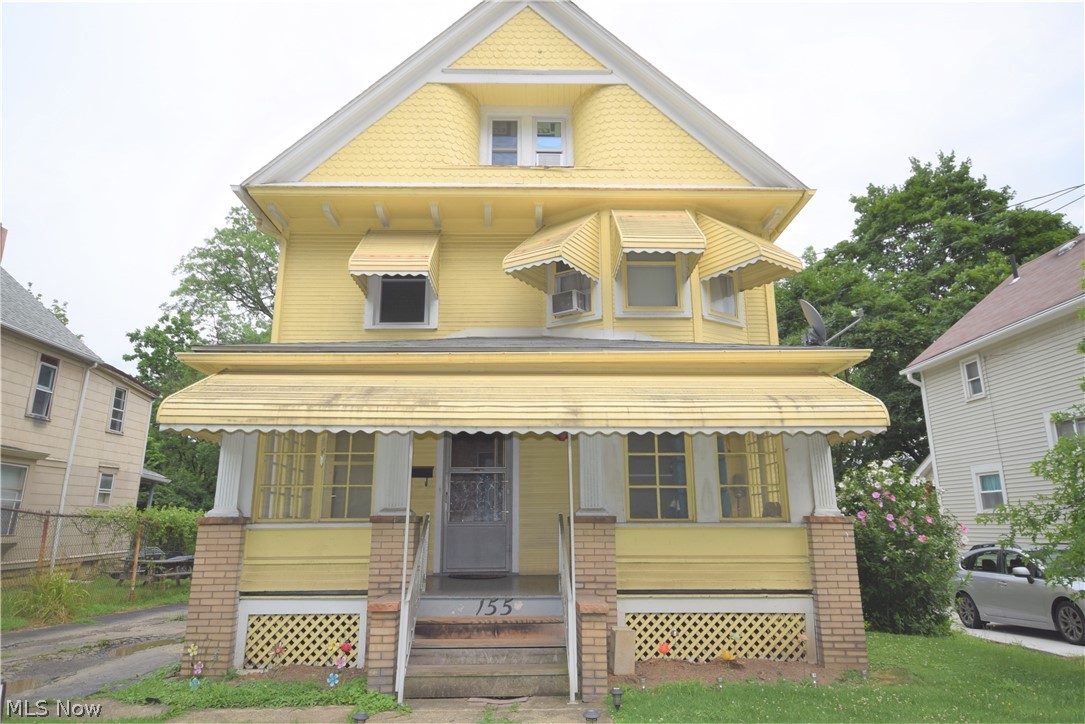 Spacious 3 bedroom, 1.5 bathroom home located in Akron. Covered front porch offers a nice place to relax out of the elements. Eatin kitchen has windows allowing lots of natural light to shine in. Bedrooms have hardwood floors. Bathroom has newer sink/vanity
and tub. Updates include: electric panel (2017), carpet in downstairs and bedrooms (2018), finished attic with hardwood floors
(2016), and double pane windows installed (2016). This home is a great investment opportunity that is currently tenant-occupied.
Tenants’ lease is up on August 3; however, they would love to continue to occupy the home if the buyer intends to use the
property as a rental. Current rent is 750.00 per month plus utilities Selling "as is.