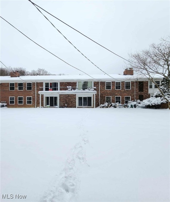 Beautifully maintained three bedroom, two bathroom condo offering a two car attached garage and a private storage unit. This residence is fully equipped with all appliances and is nestled within a quiet, desirable Brecksville community. Enjoy convenient access to major highways, shopping, dining, and parks, all while benefiting from a peaceful, well cared for neighborhood setting. Tenants are responsible for all utilities. No rental assistance programs or vouchers accepted. No pets, subject to landlord approval.