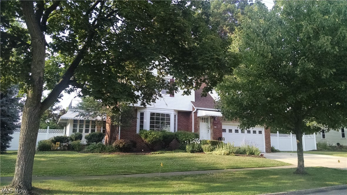 WONDERFUL SERENE SETTING*INTERIOR FRESHLY PAINTED*COLONIAL ON 1/2 ACRE LOT*TWO LUSHLY LANDSCAPED PARCELS ARE PRIVATE*ENJOY SUMMER EVENINGS IN THE SCREENED GAZEBO*STONE PATIO FOR BAR-B-Q'S*THE GREENHOUSE STAYS WITH THE PROPERTY*INSIDE YOU'LL FIND A WELCOMING, LARGE, CLASSIC LIVING ROOM WITH HANDSOME WOOD BURNING FIREPLACE*ADJACENT IS THE FORMAL DINING ROOM THAT HAS FRENCH DOORS TO THE SUN ROOM*THE PREP AREA OF THE KITCHEN COMES FULLY APPLIANCED AND IS A STEP AWAY FROM THE DINETTE AREA*A PICTURE WINDOW SHOWCASES THE BEAUTIFUL BACKYARD SETTING*1/2 BATH AND ACCESS TO THE BASEMENT AND GARAGE HERE TOO*THE UPSTAIRS BEDROOMS ARE EXPANSIVE, ESPECIALLY THE OWNER'S SUITE*AMPLE CLOSET SPACE; UNUSUAL FOR THE YEAR BUILT*THERE IS ANOTHER WOOD BURNING FIREPLACE IN THE LOWER-LEVEL FAMILY ROOM AND A FULL BATH*SECURITY SYSTEM & IRRIGATION SYSTEM*1-YEAR HOME WARRANTY*THOUGH THE METRO PARKS ABUTS THIS NEIGHBORHOOD, THERE'S NO NEED TO VENTURE FROM THIS TRANQUIL HOME*