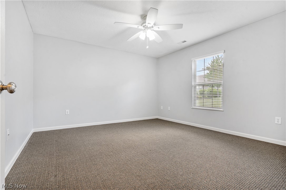 Fiddlers Crk Condo - Residential