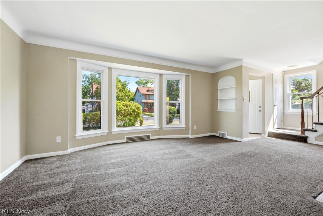 Crestwood - Residential