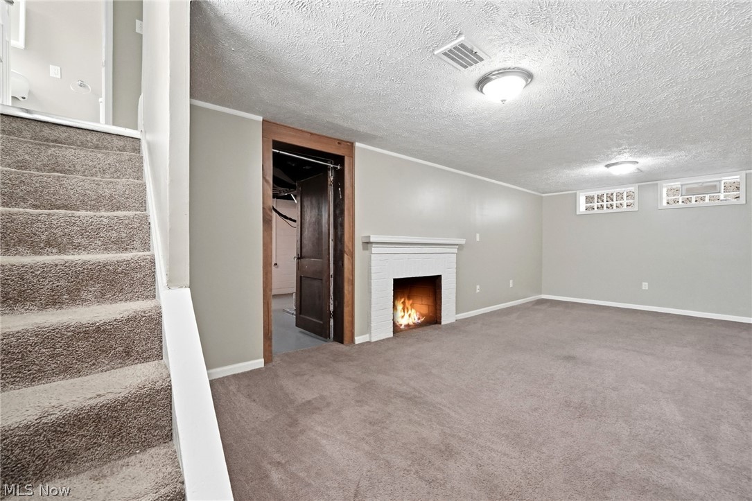 Crestwood - Residential
