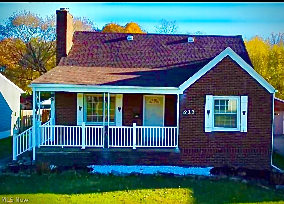 Come to see this beautiful 3 Bedroom Brick Cape Cod House in a Great location close to many amenities. Beautiful
Living Room with fireplace, hardwood floors, beautiful moldings, bright Dining Room with a big window that you
can enjoy the backyard, Two bedrooms and one Bathroom on the main floor, third bedroom is upstairs (31x12).
Spacious backyard already fenced for family gathering and pets. Lot is beyond the fence. Electric has been updated.