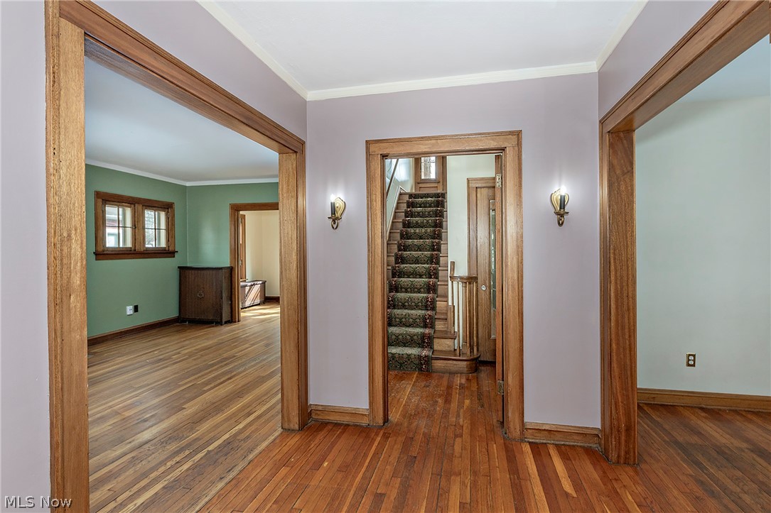Crestwood - Residential