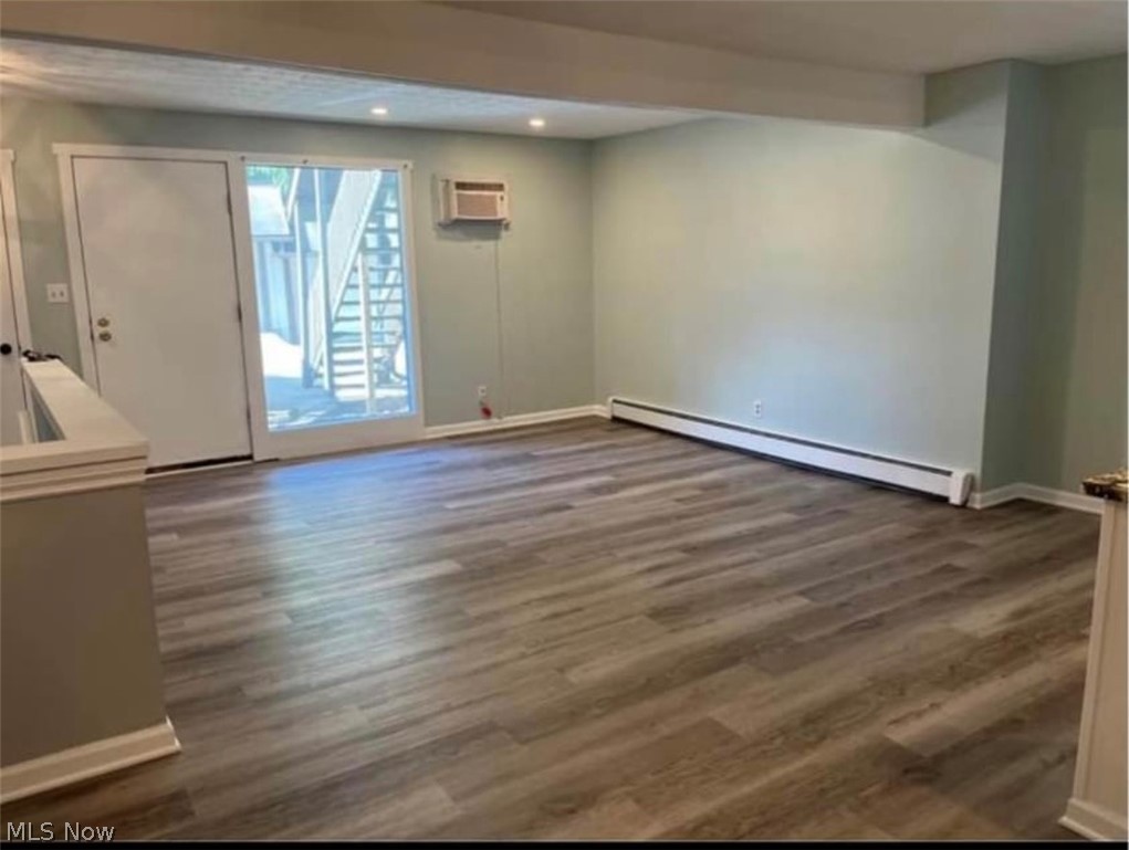 Timber Top Condo - Residential