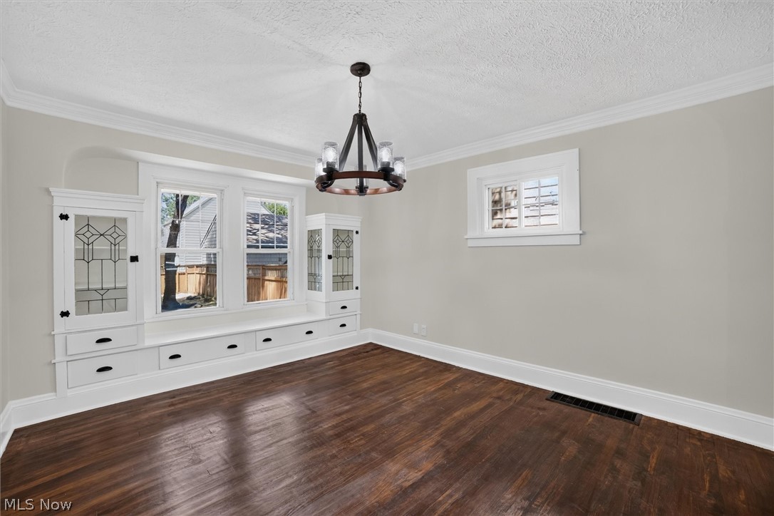 Tuxedo Lake - Residential