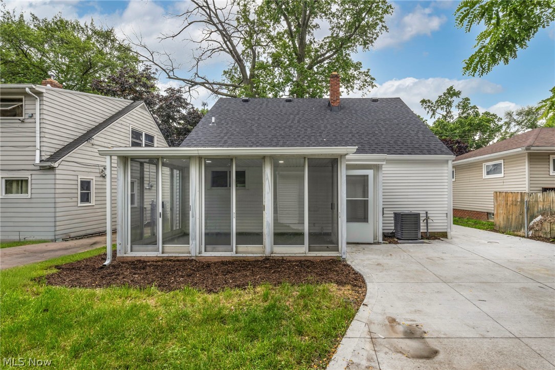 Knickerbocker - Residential
