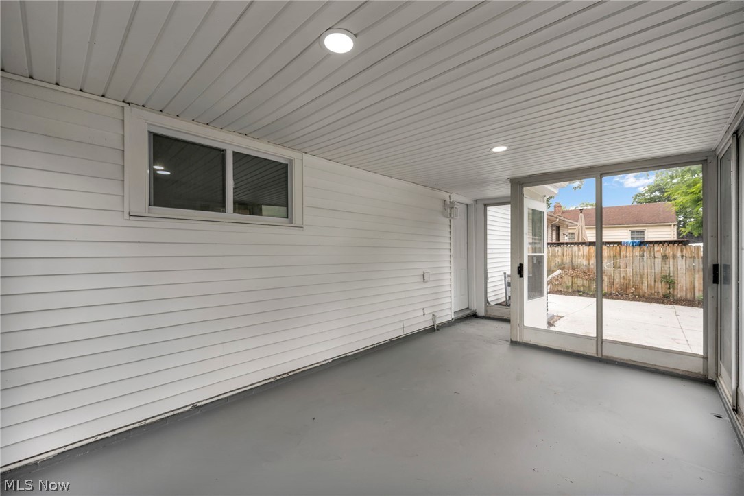 Knickerbocker - Residential