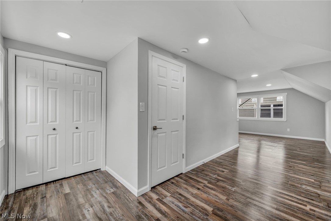 Knickerbocker - Residential