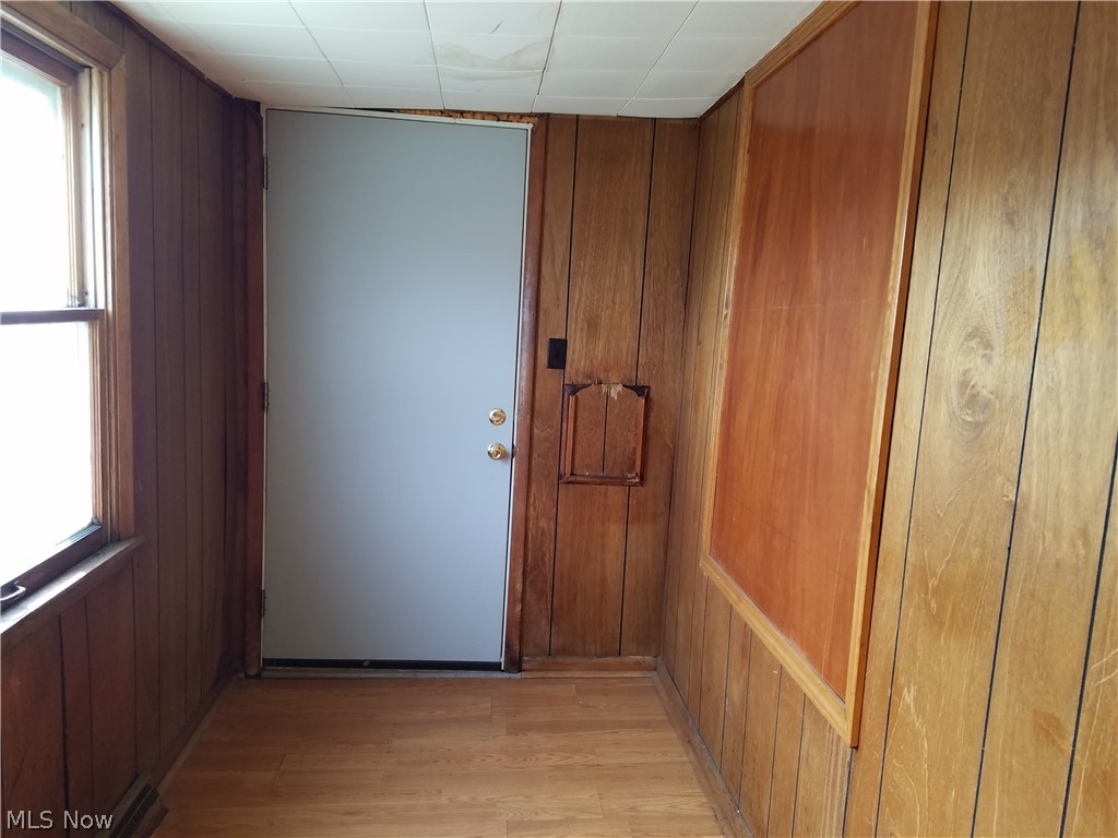 City/Youngstown - Residential Lease