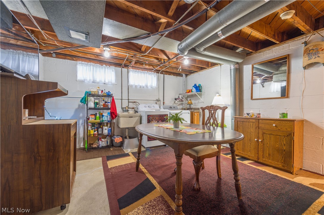 Howard Homes Sub - Residential