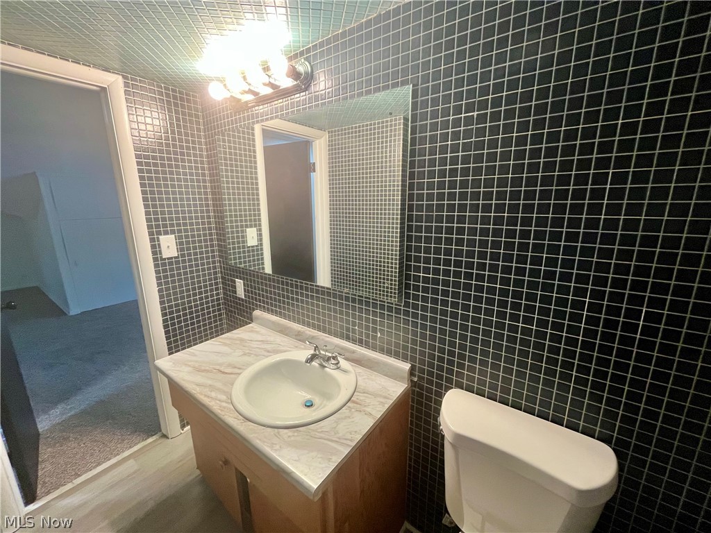 Crawford Realty Cos Maple Heights - Residential
