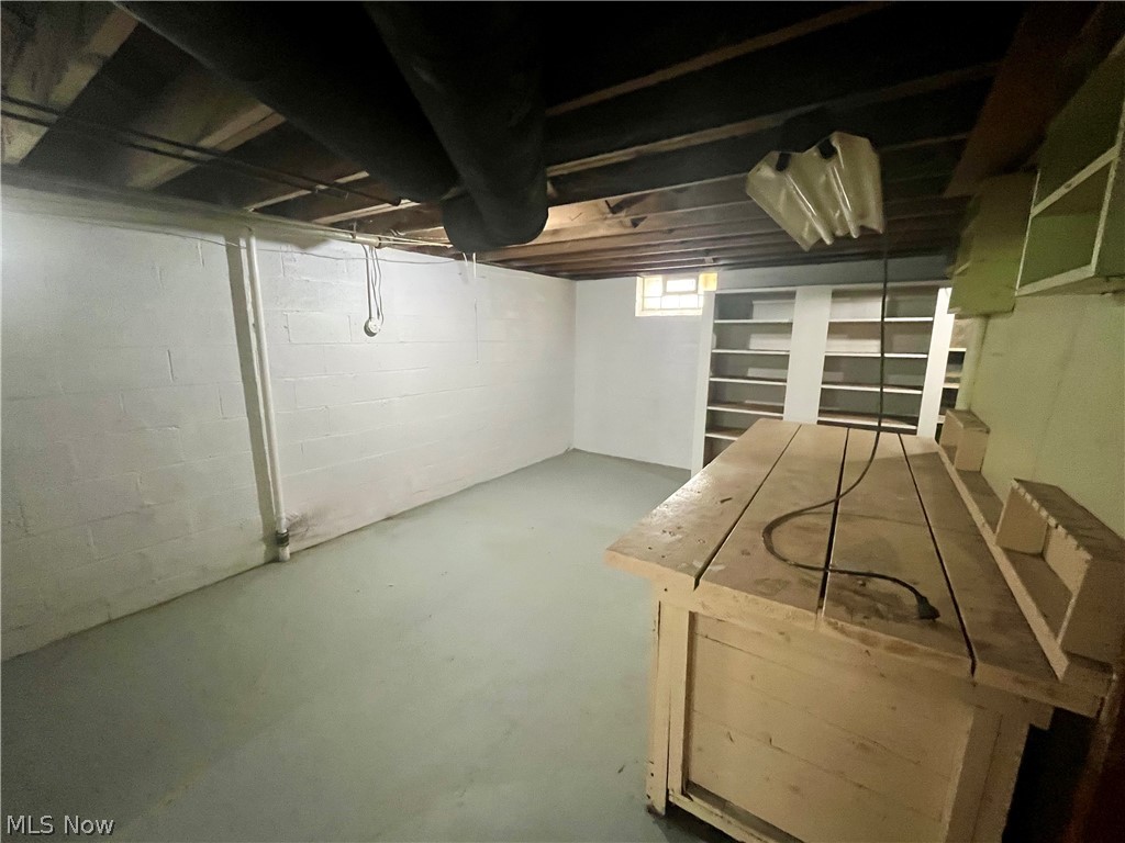 Crawford Realty Cos Maple Heights - Residential