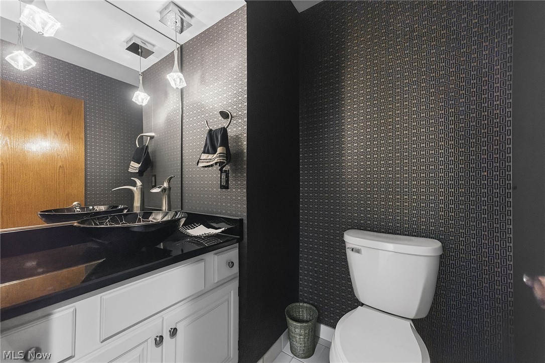 Fairmount Court Condo - Residential