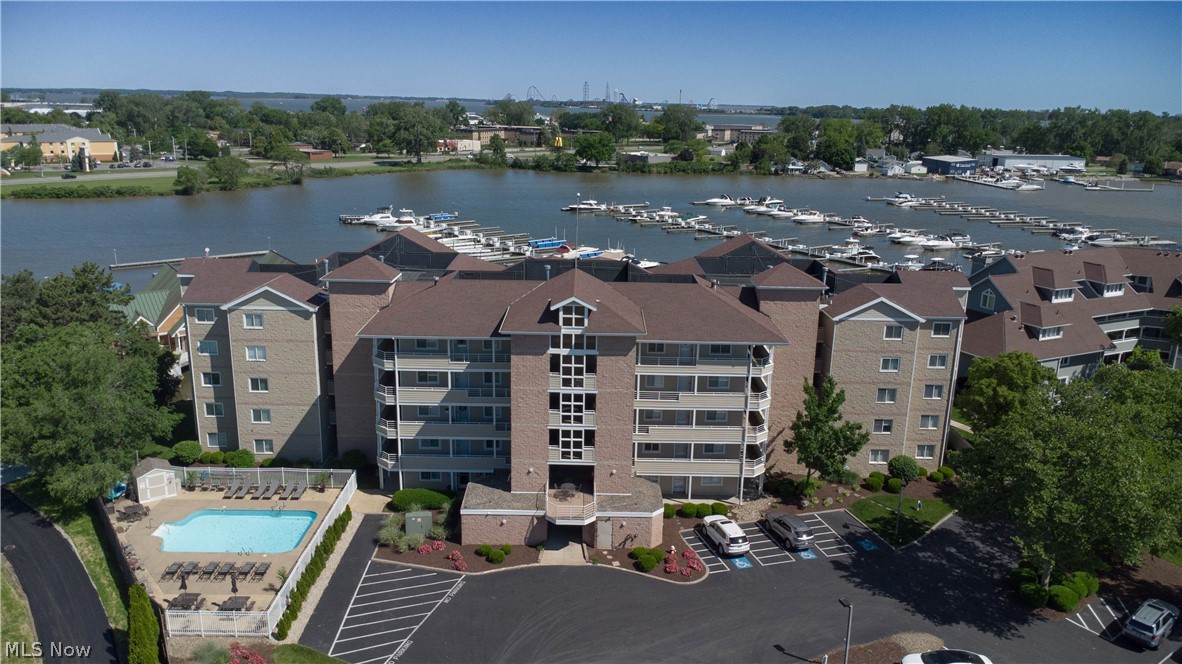 Marina Tower Condo - Residential