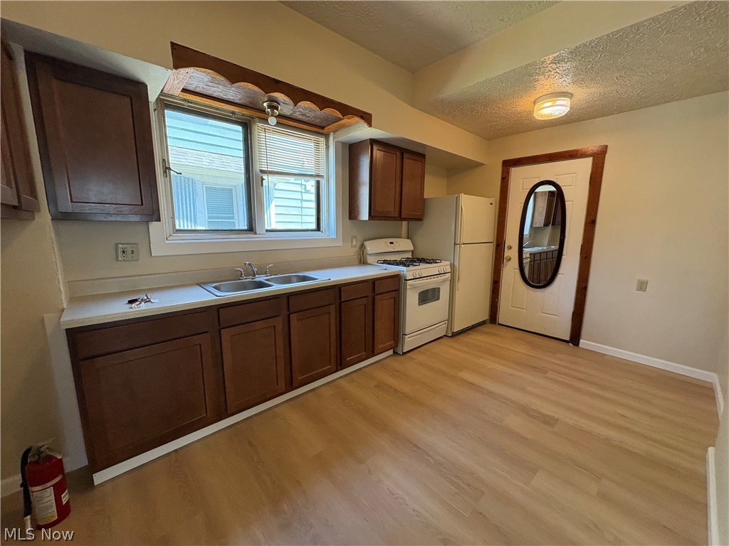 Ledge - Residential