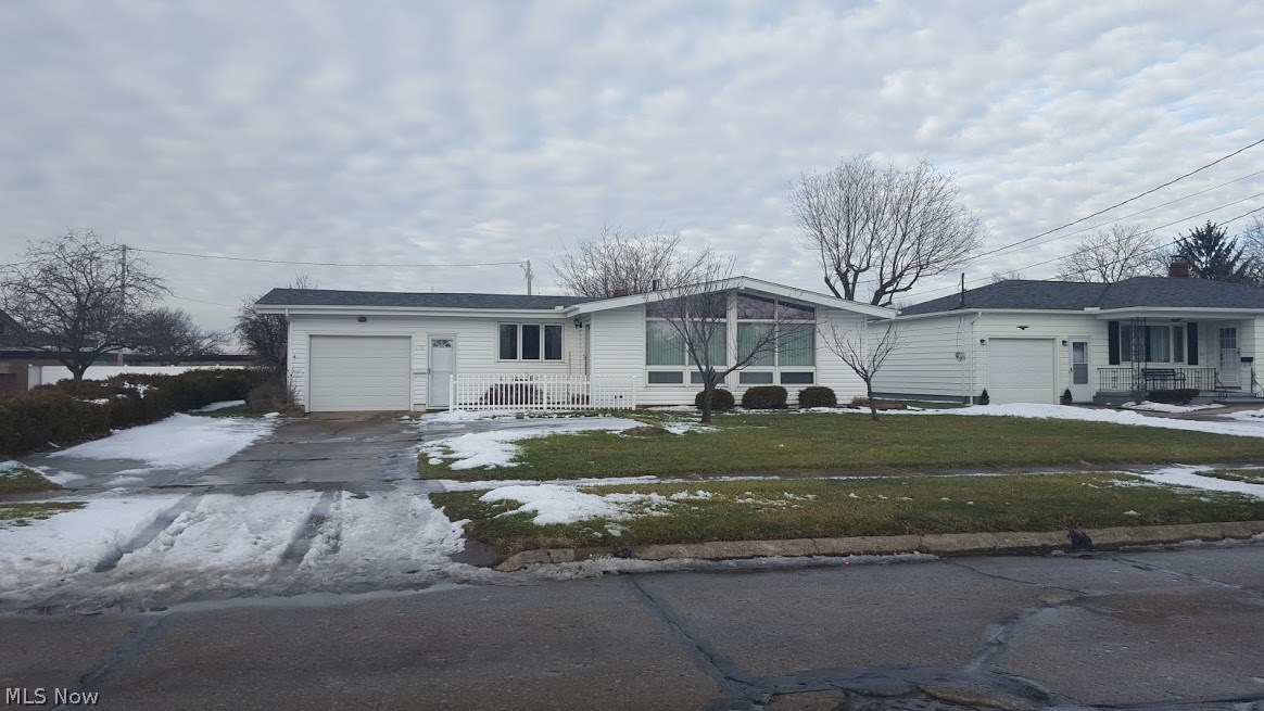 Great 3 bedroom 2 bath home conveniently located in Lorain. Newer furnace, hot water tank, roof 8 years old. Siding and doors replaced in 2011. Newer windows replaced within 10 years. New carpeting in living room and hall.