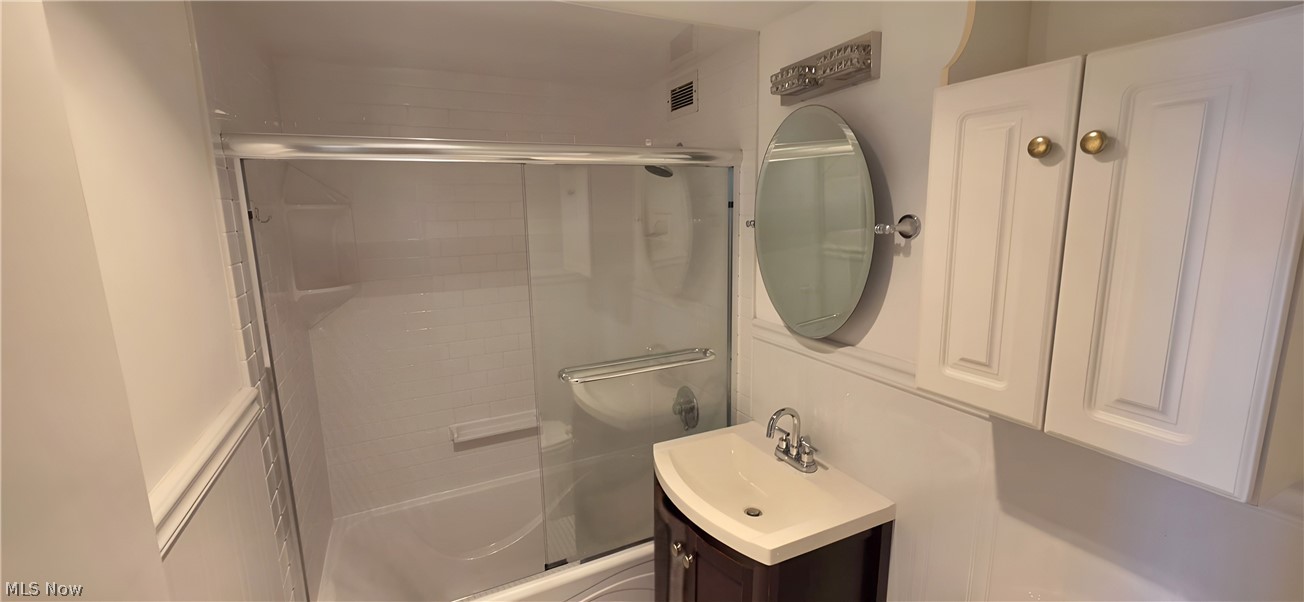 Marine Towers East Condo - Residential