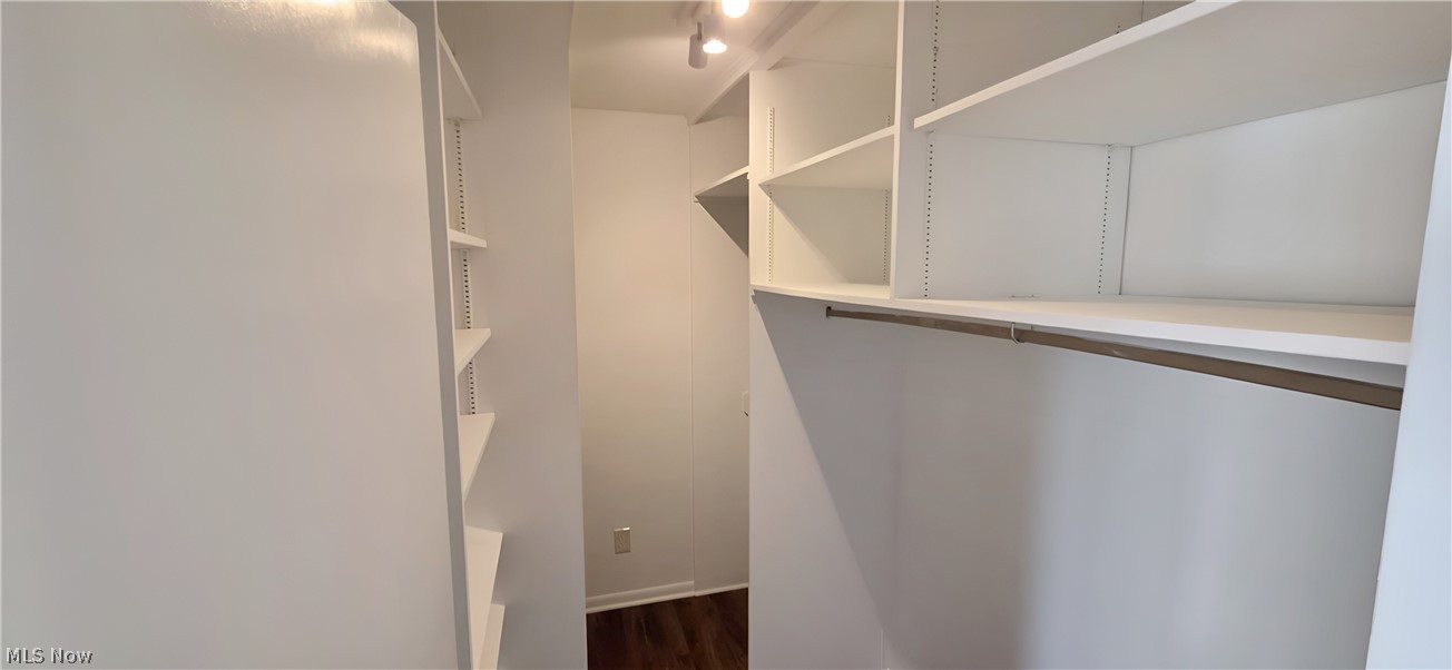 Marine Towers East Condo - Residential